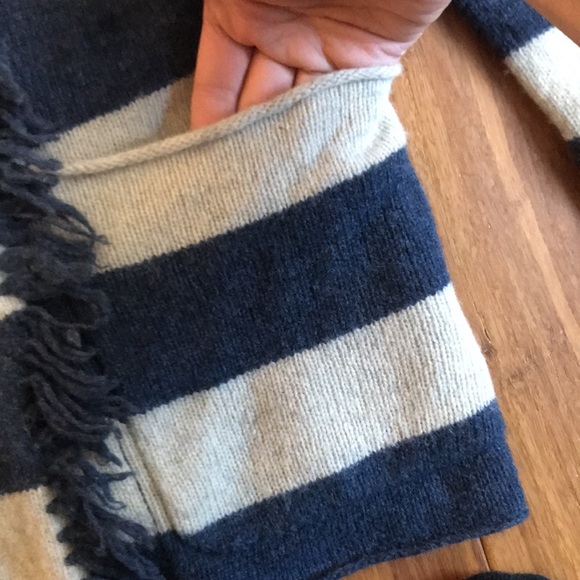 FREE PEOPLE Navy & gray collar fringe cardigan sweater medium - Picture 5 of 6